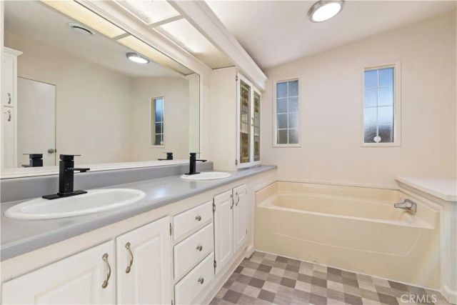 5675 Lakeshore Boulevard, Lakeport, CA 95453