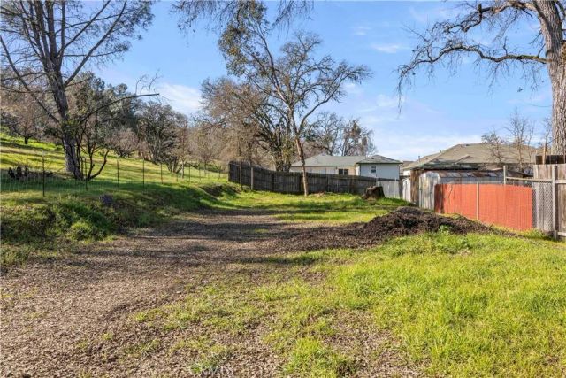 5675 Lakeshore Boulevard, Lakeport, CA 95453