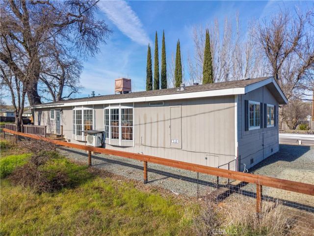 5675 Lakeshore Boulevard, Lakeport, CA 95453