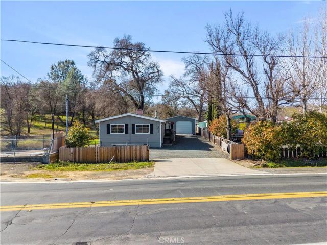 5675 Lakeshore Boulevard, Lakeport, CA 95453