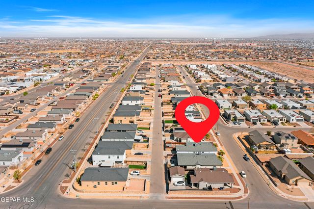 2009 WILLIAM CAPLES Street, El Paso, TX 79938