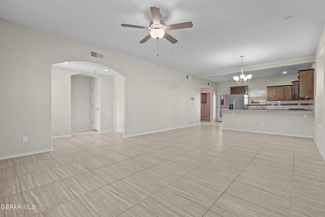 2009 WILLIAM CAPLES Street, El Paso, TX 79938