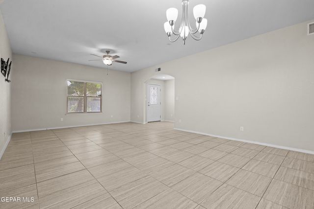2009 WILLIAM CAPLES Street, El Paso, TX 79938