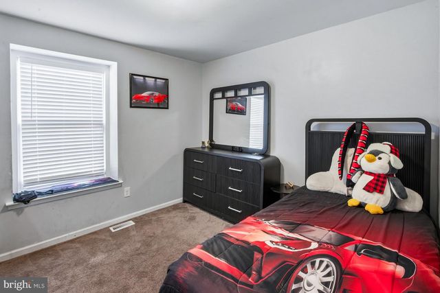 7 YORK CT, Sicklerville, NJ 08081