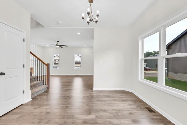 2667 Scott Dr, Clarksville, TN 37042