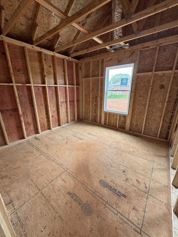 2667 Scott Dr, Clarksville, TN 37042