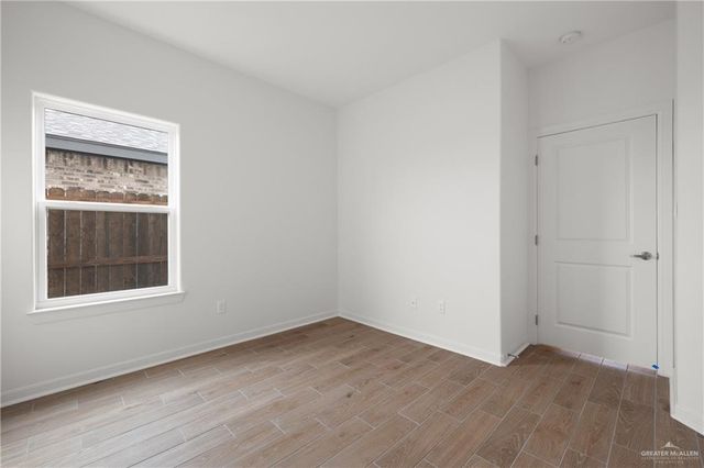 912 W Star Flower Street, Edinburg, TX 78541
