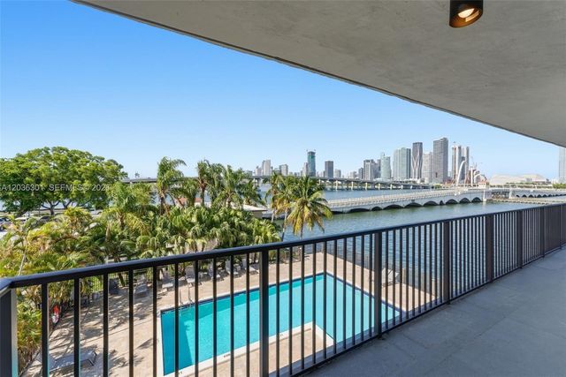 801 N Venetian Drive 308, Miami, FL 33139