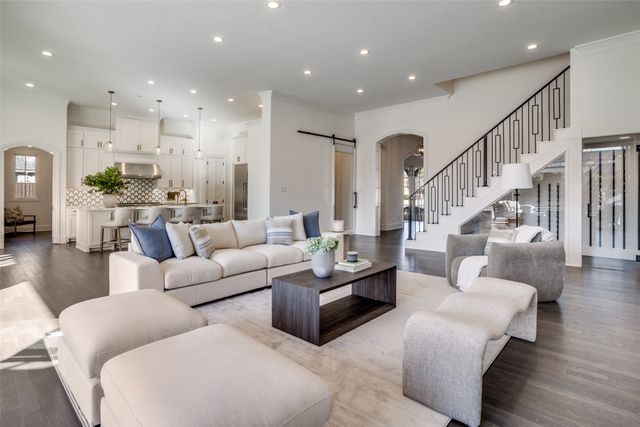 6706 Orchid Lane, Dallas, TX 75230