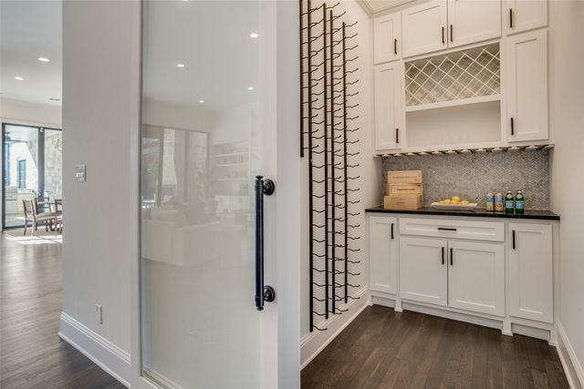 6706 Orchid Lane, Dallas, TX 75230