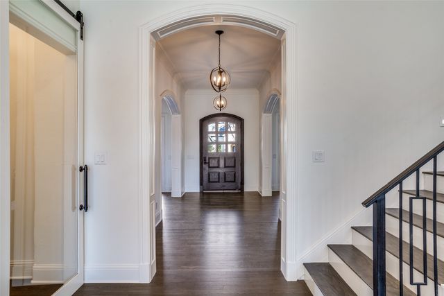 6706 Orchid Lane, Dallas, TX 75230