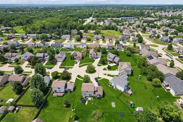 4203 SW Elm Court, Ankeny, IA 50023