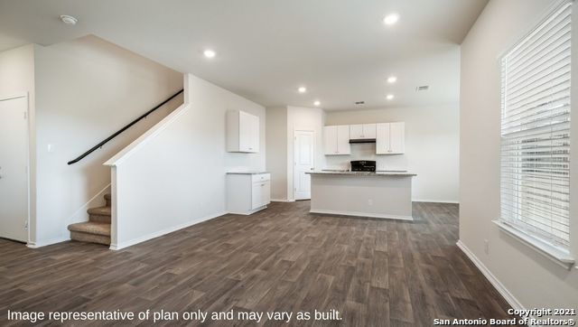 5939 Cosmic Crisp, San Antonio, TX 78252