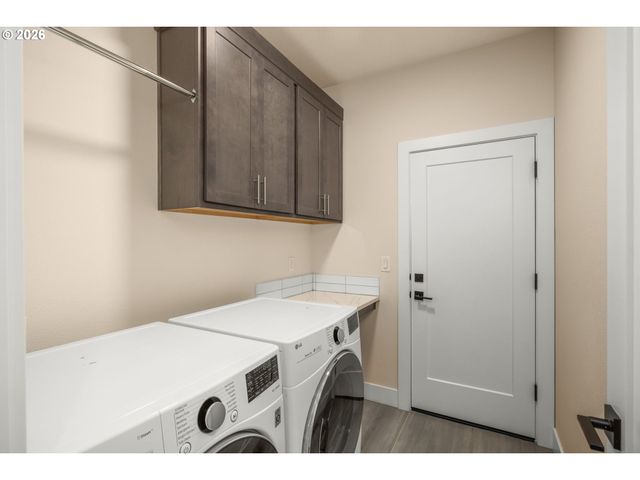 8275 Se 29TH Pl, Portland, OR 97202
