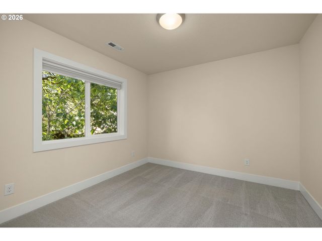 8275 Se 29TH Pl, Portland, OR 97202