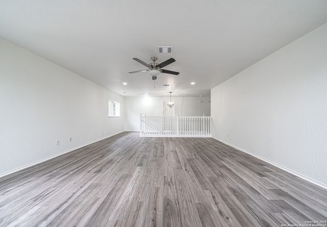 6748 Wayman Ridge, Live Oak, TX 78233