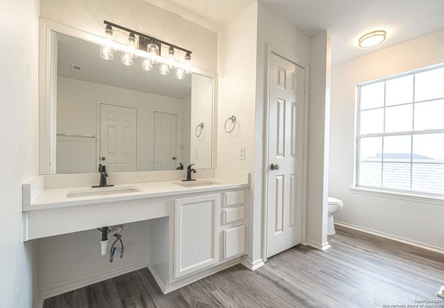 6748 Wayman Ridge, Live Oak, TX 78233