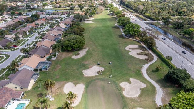 6005 Newport Village Way, Lake Worth, FL 33463