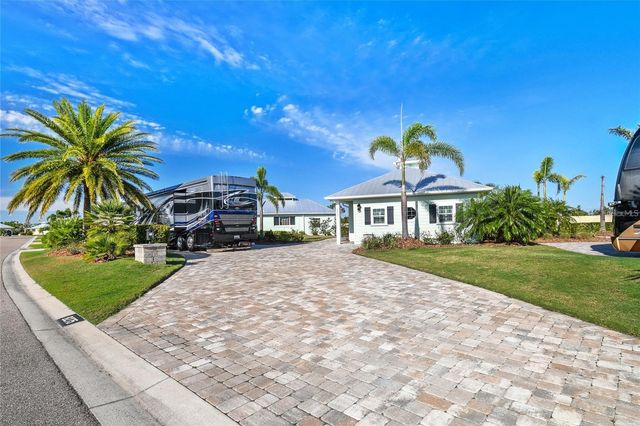 8275 SW SAND CRANE CIRCLE, Arcadia, FL 34269