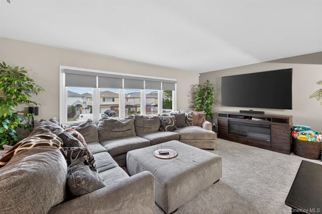 16015 90th Street, Howard Beach, NY 11414