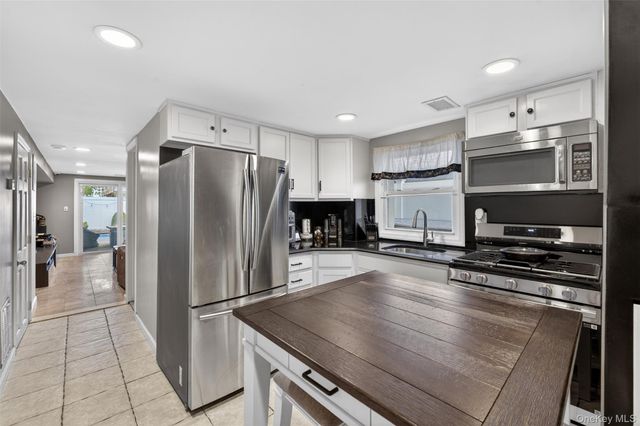 16015 90th Street, Howard Beach, NY 11414