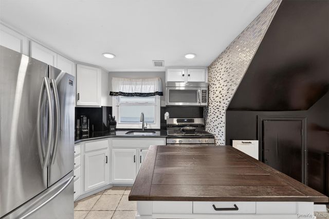 16015 90th Street, Howard Beach, NY 11414