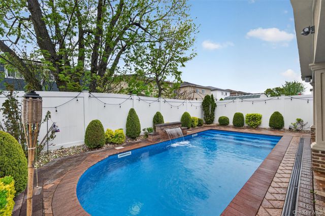 16015 90th Street, Howard Beach, NY 11414