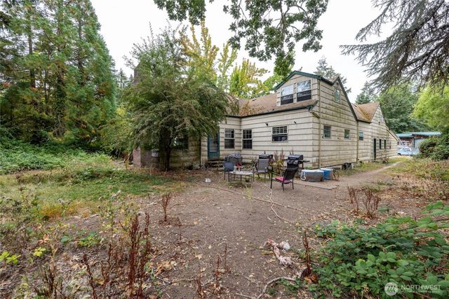 110 39th Avenue NE, Olympia, WA 98506