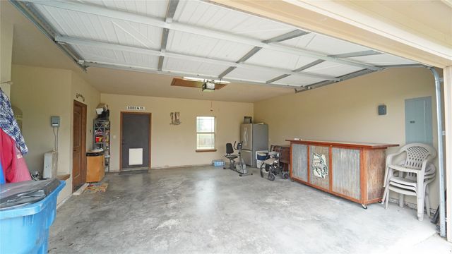 2505 Lazy Bend Road, Brock, TX 76066
