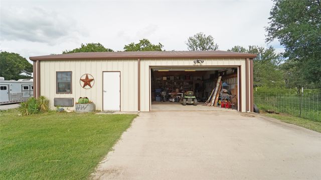 2505 Lazy Bend Road, Brock, TX 76066