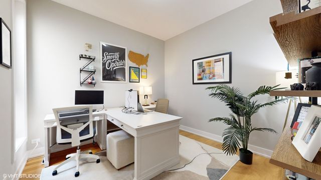 3056 N Lincoln Avenue 3, Chicago, IL 60657
