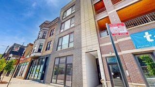 3056 N Lincoln Avenue 3, Chicago, IL 60657