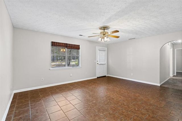 120 Woodcrest Drive, Covington, GA 30016