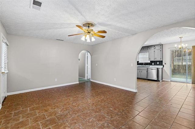 120 Woodcrest Drive, Covington, GA 30016