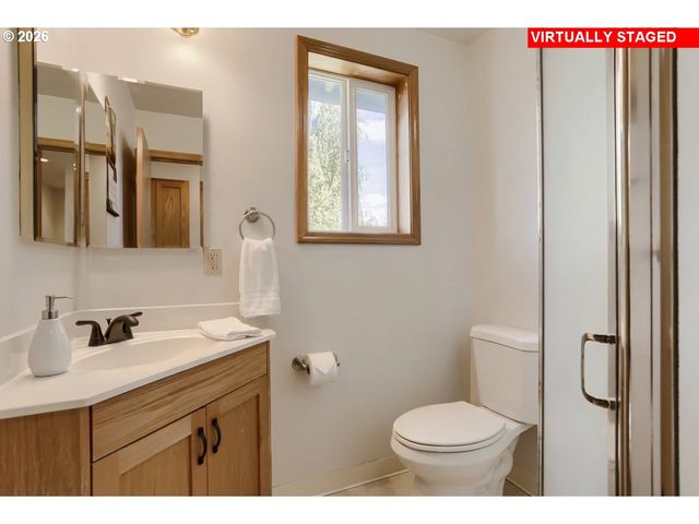 17896 Nw SUE Ct, Beaverton, OR 97006