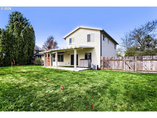 17896 Nw SUE Ct, Beaverton, OR 97006