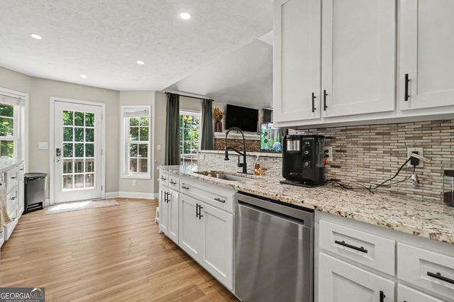 5220 Woodmont Drive, Villa Rica, GA 30180