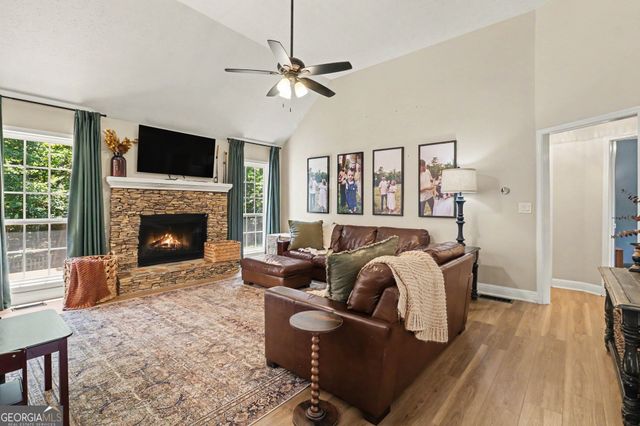 5220 Woodmont Drive, Villa Rica, GA 30180