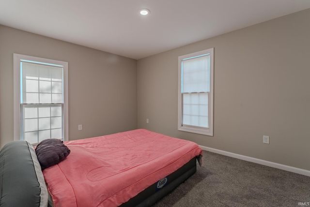 1133 W 4th Street, Marion, IN 46952