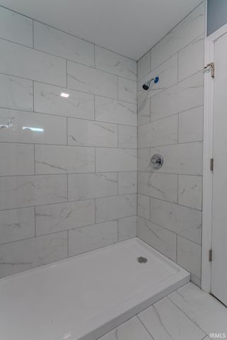 1133 W 4th Street, Marion, IN 46952