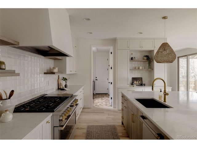 9041 E 29th Ave, Denver, CO 80238