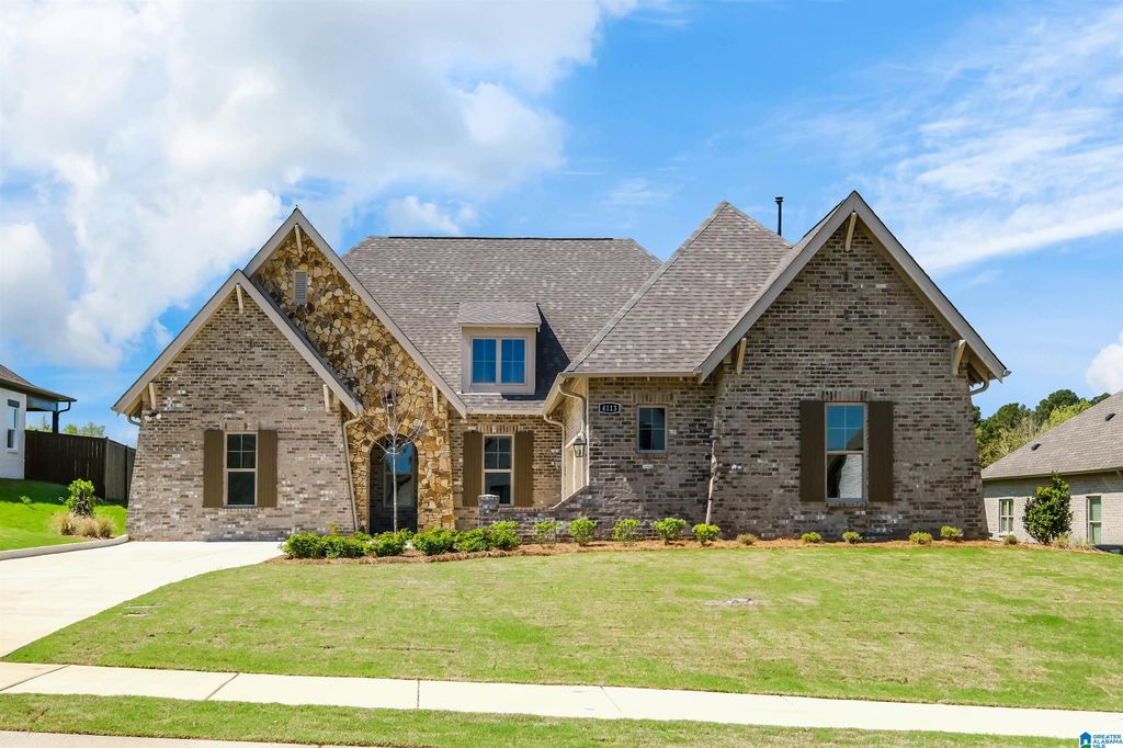 1242 BRAYFIELD CREST DRIVE, Vestavia Hills, AL 35242