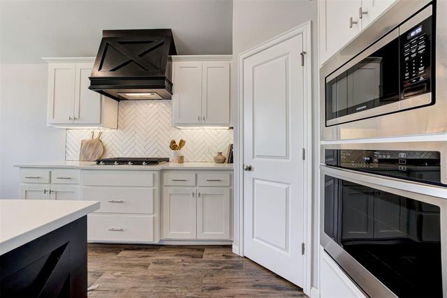 2725 NW 197th Street, Edmond, OK 73012