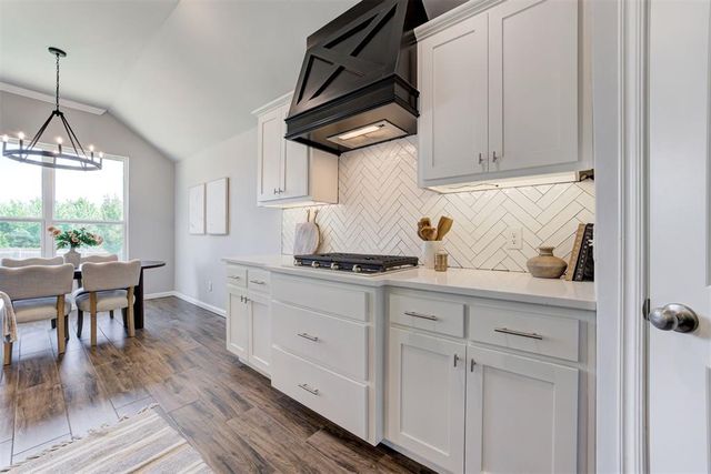 2725 NW 197th Street, Edmond, OK 73012