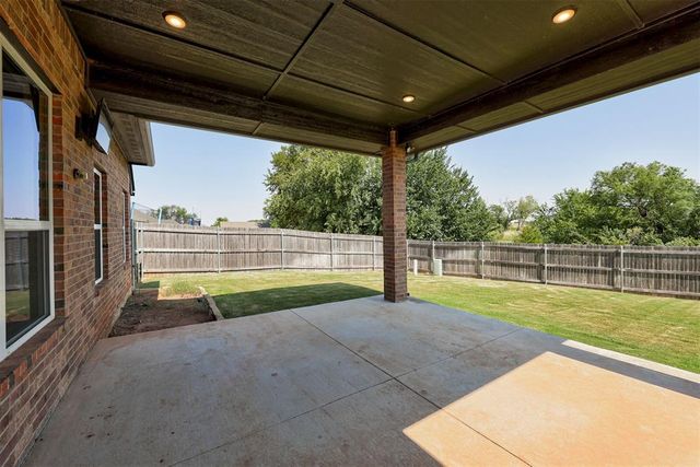 2725 NW 197th Street, Edmond, OK 73012