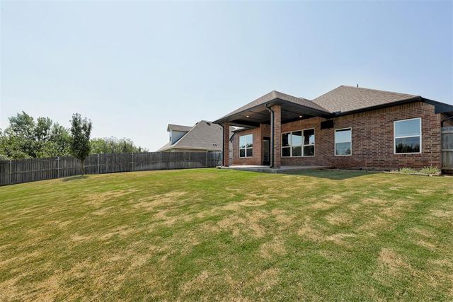 2725 NW 197th Street, Edmond, OK 73012