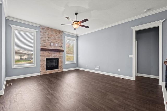 15300 Jessica Street, Parkville, MO 64152
