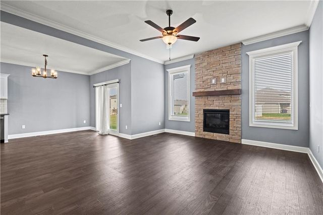 15300 Jessica Street, Parkville, MO 64152