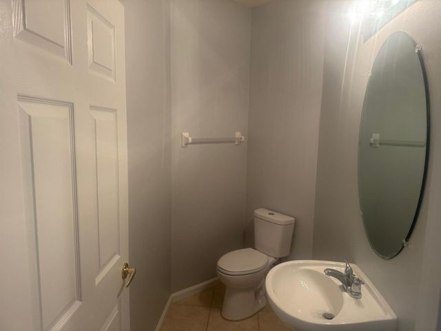 8374 Mulligan Circle 1823, Port St Lucie, FL 34986