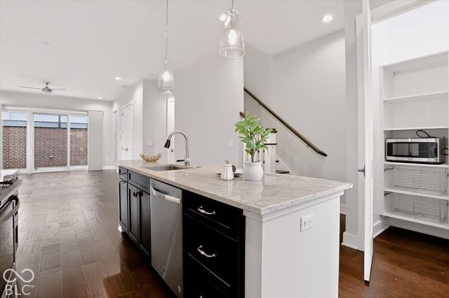 1119 E 10th Street, Indianapolis, IN 46202
